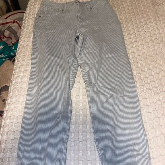 CHICOS so slimming girlfriends pants / size 2/ Chicos 00. White& blue stripes - Picture 2 of 11